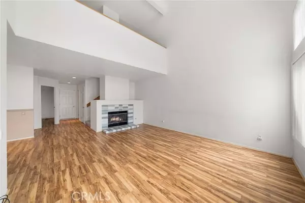 Lake Forest (el Toro), CA 92679,19091 Sycamore Glen