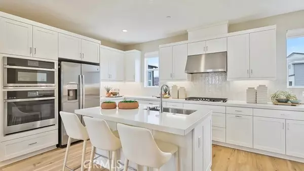 27459 Sand Almond Way, Valencia (santa Clarita), CA 91381