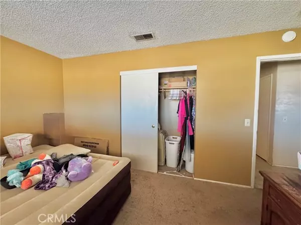 Salton City, CA 92274,1084 Seaview Avenue