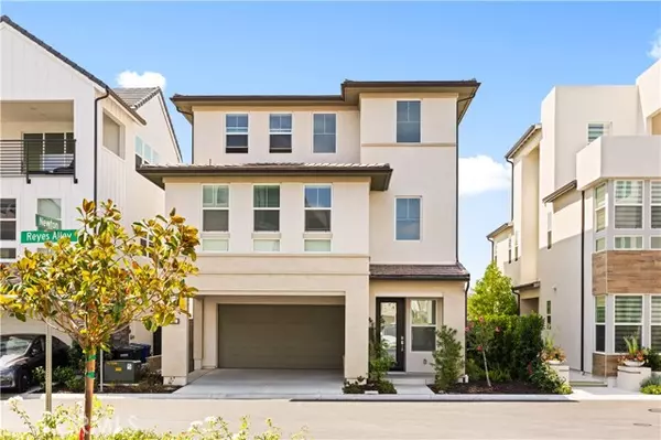 121 Reyes Alley, Lake Forest (el Toro), CA 92630