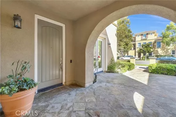 Irvine, CA 92620,104 Rinaldi