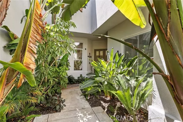 Rancho Santa Margarita, CA 92688,4 VISTA FRONDOSA