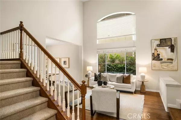 Tustin, CA 92782,10940 Tantlinger