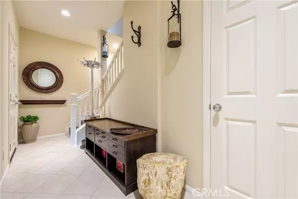 Irvine, CA 92603,23 Seasons