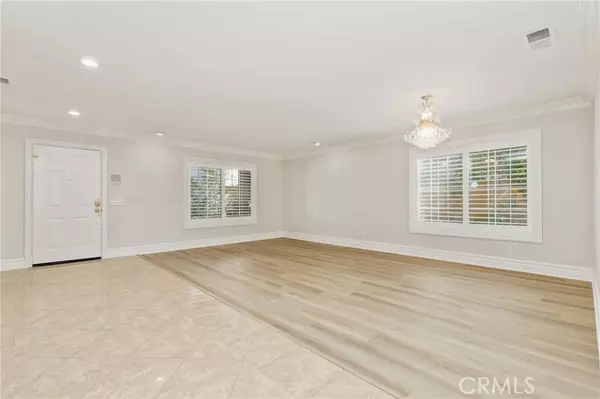 Irvine, CA 92606,20 Nevada