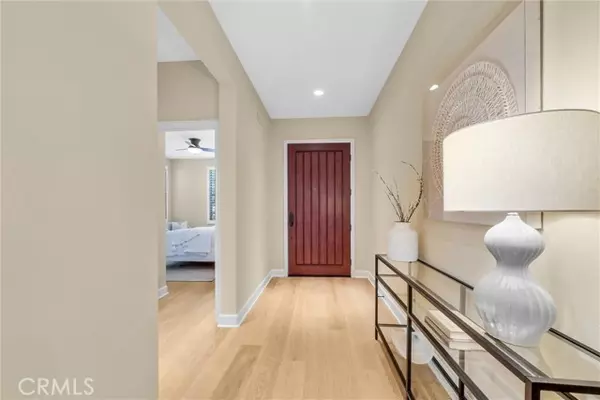 Irvine, CA 92620,36 Royal Grove