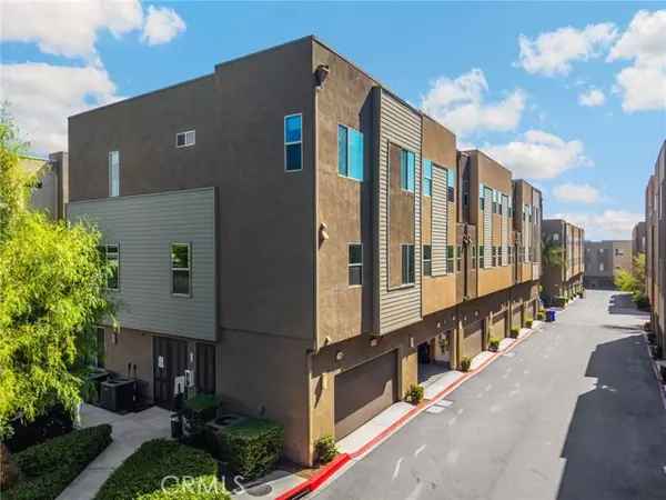 746 Farrier Way, Upland, CA 91786