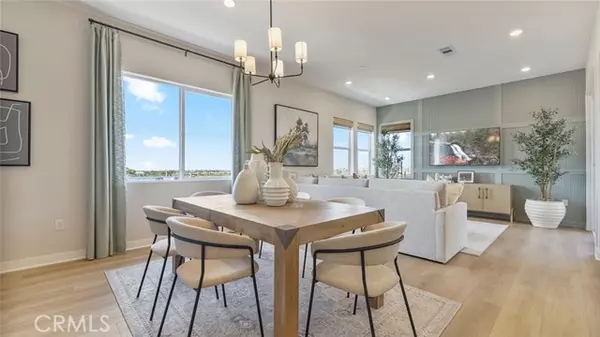 Irvine, CA 92618,401 Mulligan