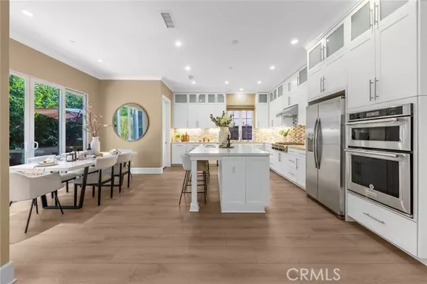 Irvine, CA 92602,51 Thoroughbred