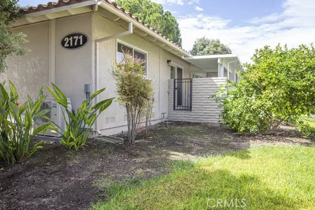 Laguna Woods, CA 92637,2171 Via Mariposa #Q
