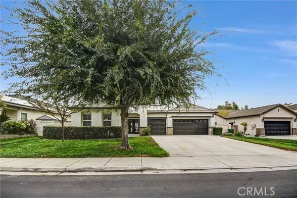 Eastvale, CA 92880,5840 Redhaven Street