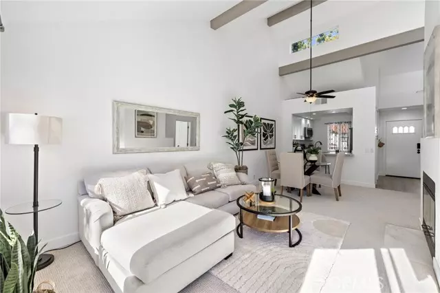 Rancho Santa Margarita, CA 92688,34 Dianthus