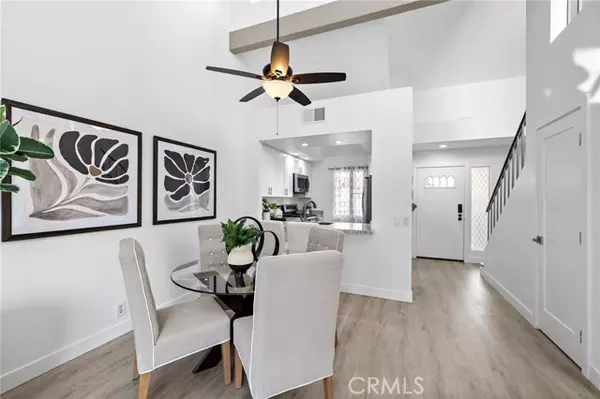 Rancho Santa Margarita, CA 92688,34 Dianthus