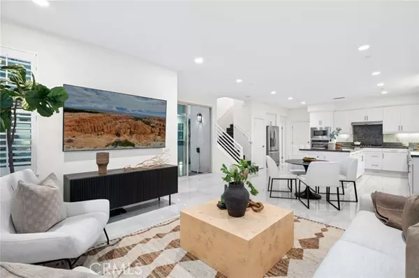 Irvine, CA 92618,181 Carmine