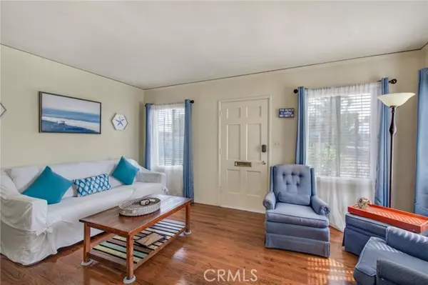 Long Beach, CA 90803,5653 E 2nd