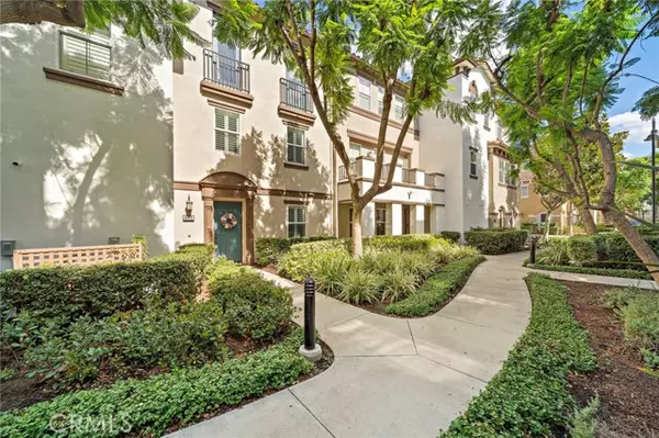 Stanton, CA 90680,8028 Monaco