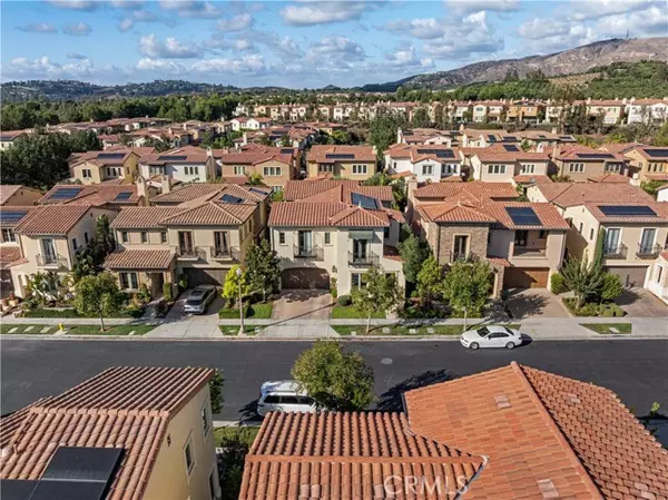 9 Spanish Moss, Irvine, CA 92602