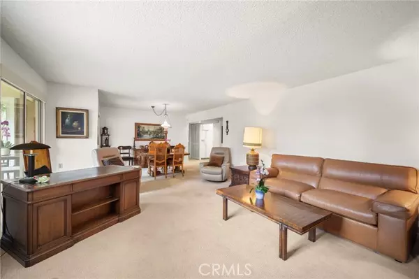 Laguna Woods, CA 92637,3241 San Amadeo #1E