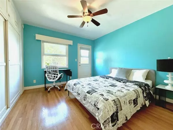 San Diego, CA 92115,6206 Pontiac