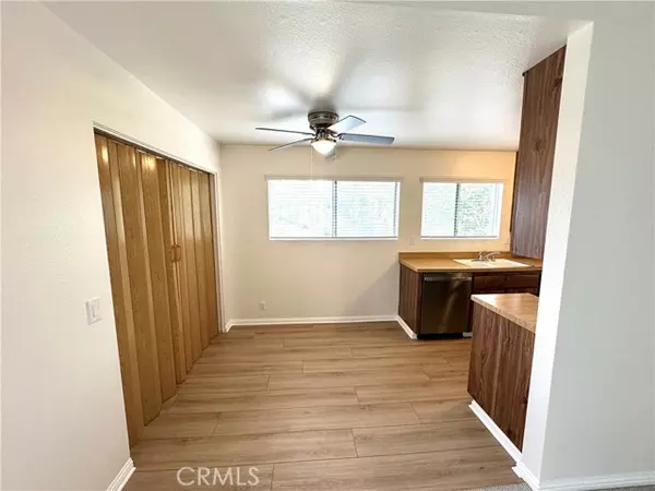 Lake Forest (el Toro), CA 92630,23220 Orange #2