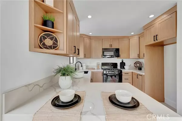 La Palma, CA 90623,4858 Embassy Circle