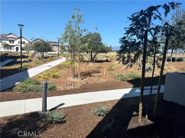 Irvine, CA 92618,283 Lynx