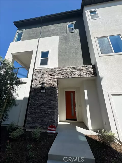 Irvine, CA 92618,283 Lynx