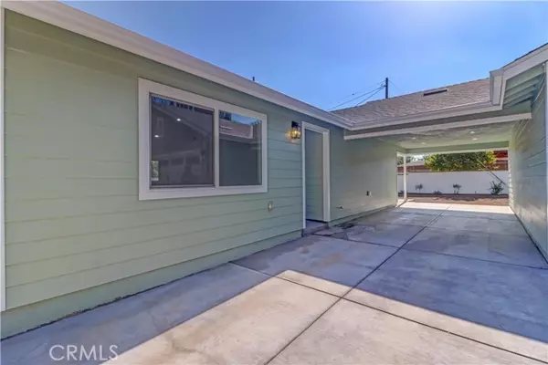 Yorba Linda, CA 92886,4441 Palomino