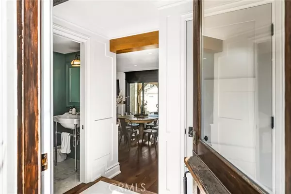 Tustin, CA 92780,1055 Tustin Pines