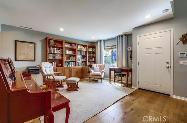 Fullerton, CA 92832,718 S Euclid