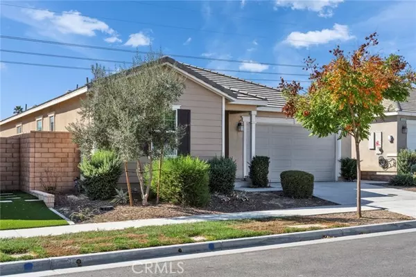 Ontario, CA 91761,3332 S Primerose Dr