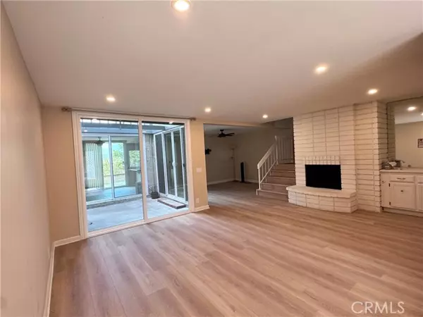 6519 E Paseo Diego, Anaheim, CA 92807