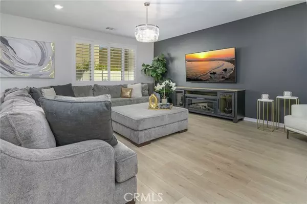 Corona, CA 92883,2242 Yuzu Street