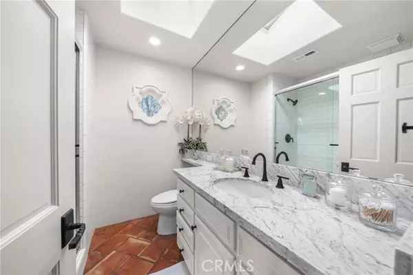 Corona Del Mar (newport Beach), CA 92625,2301 Pacific Drive