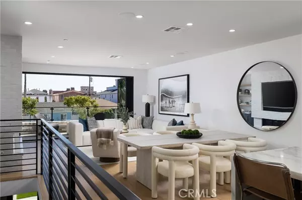 Seal Beach, CA 90740,1313 Ocean Avenue