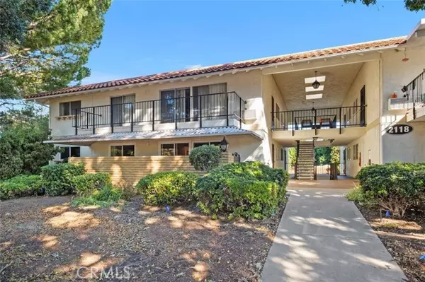 Laguna Woods, CA 92637,2118 Via Puerta #D