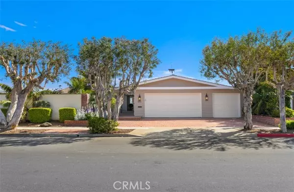 Corona Del Mar (newport Beach), CA 92625,4521 Orrington Road