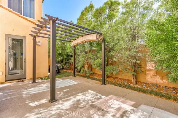 Irvine, CA 92618,65 Kestrel