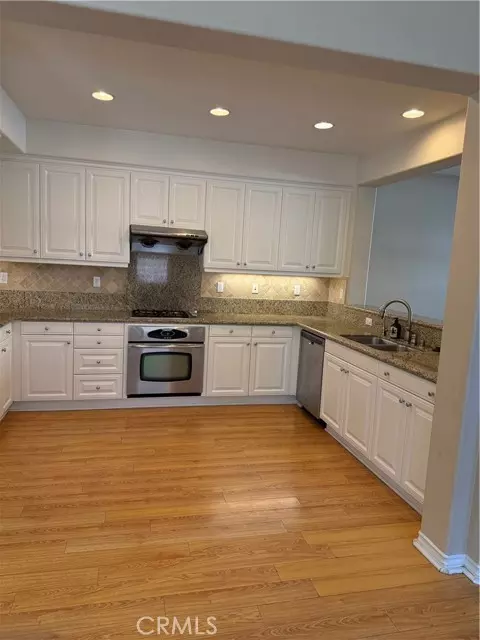 Tustin, CA 92782,1423 GEORGIA Street