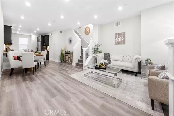 Irvine, CA 92618,67 Plateau