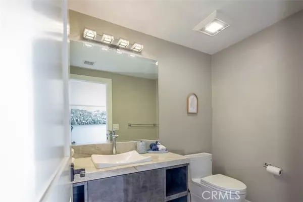 Laguna Beach, CA 92651,2615 Temple Hills