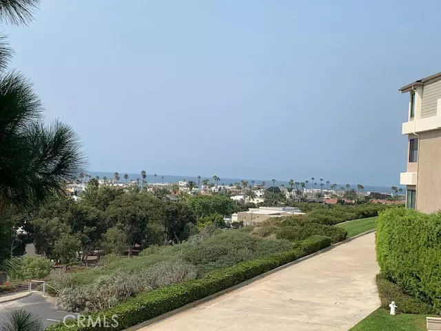 Newport Beach, CA 92663,280 Cagney Lane #215