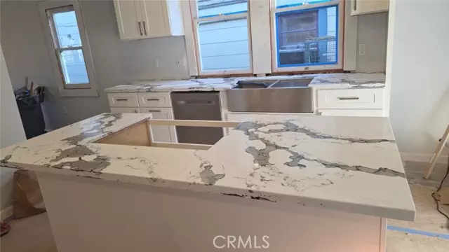 Oakland, CA 94611,3520 Harrison Street