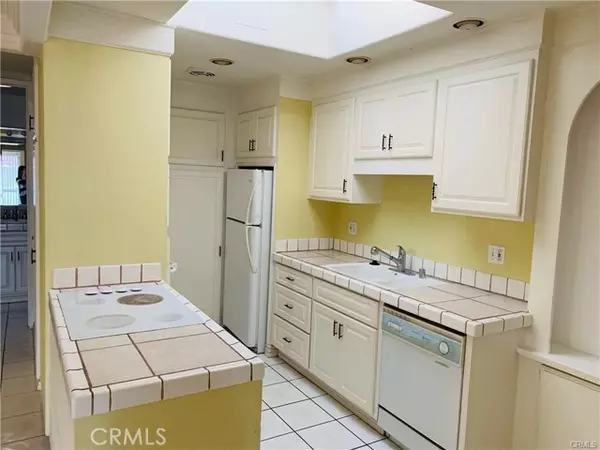 Laguna Woods, CA 92637,2276 VIA MARIPOSA EAST #R