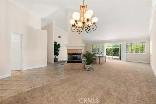 Laguna Hills, CA 92679,3 Portsmouth