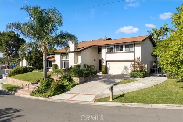 Yorba Linda, CA 92886,5031 Fairway View