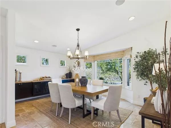 Newport Beach, CA 92660,519 Vista Flora