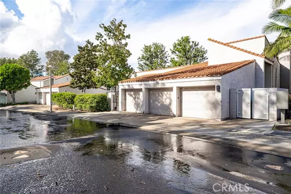 Laguna Woods, CA 92637,3437 Bahia Blanca #P