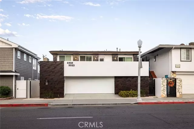 Newport Beach, CA 92663,3322 Via Lido