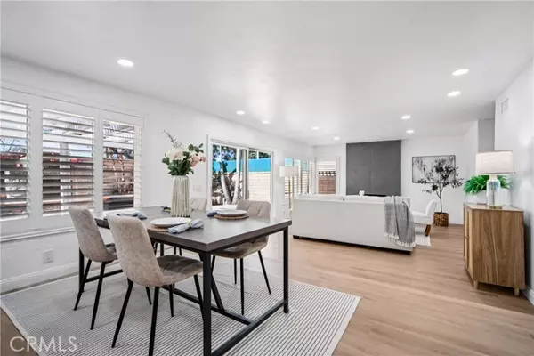 Lake Forest (el Toro), CA 92630,25496 Coral Wood Street